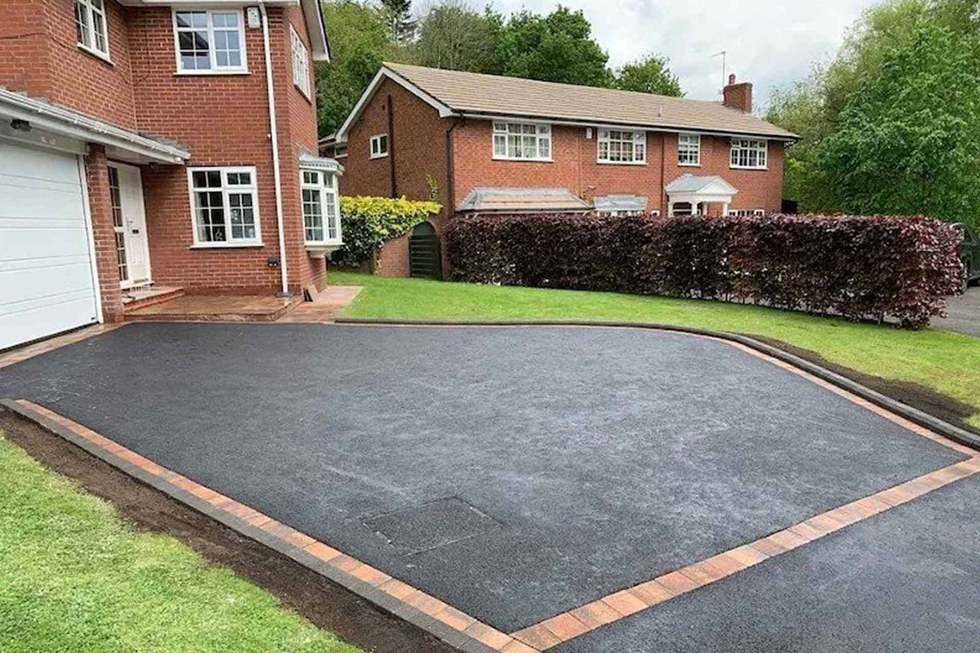 Tarmac Driveway Experts the UK